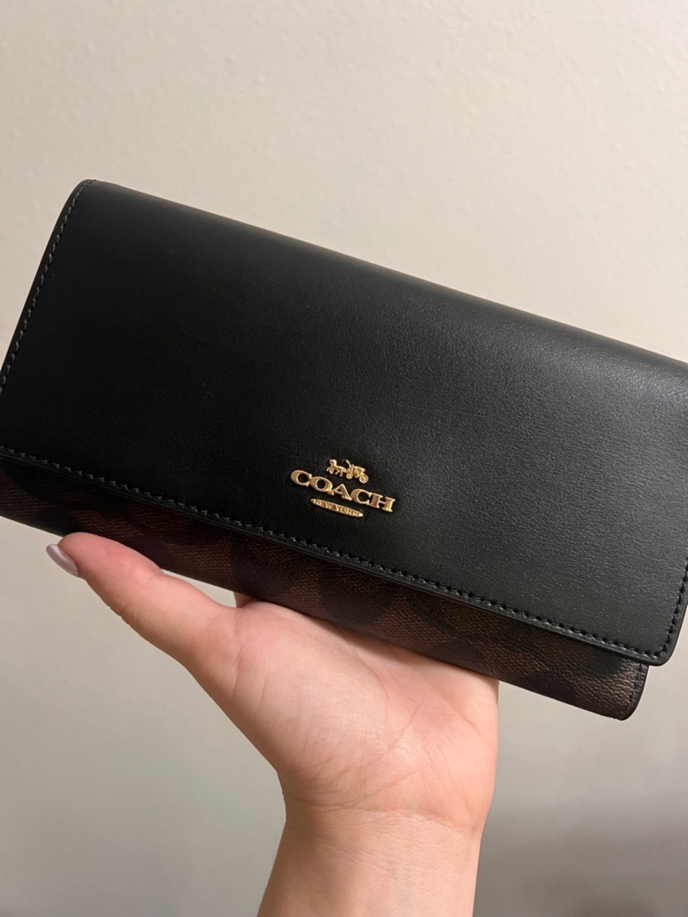 Coach Black Leather Continental Wallet with Brown Signature Trim - Picture 3 of 6